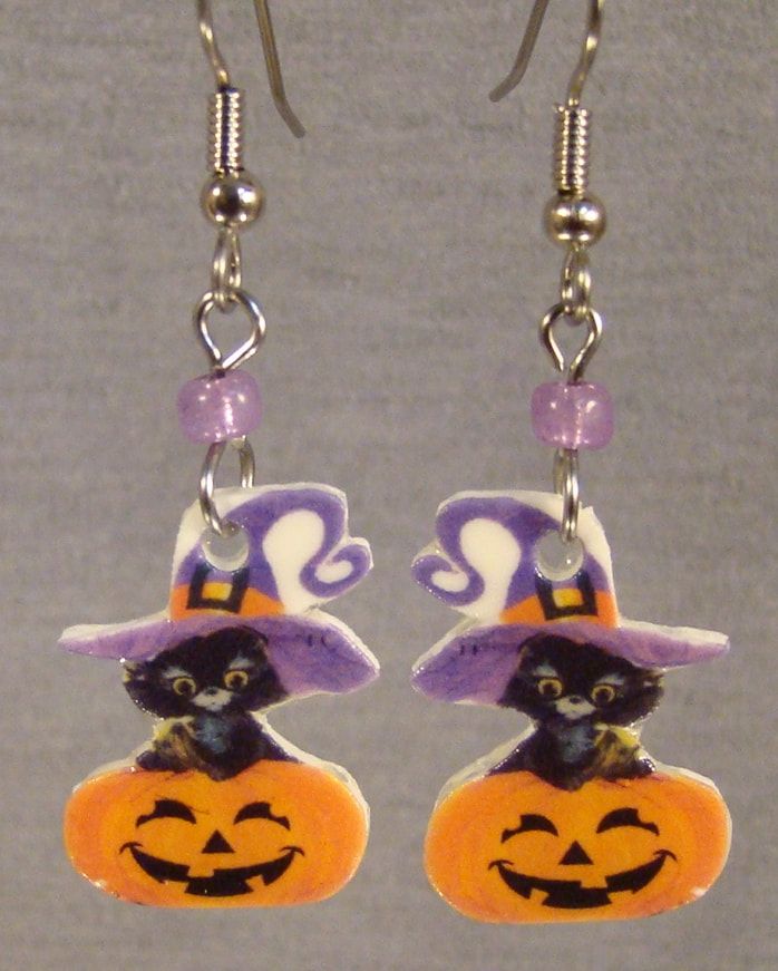 Halloween Cat Earrings - Witch Kitty earrings - Holiday Novelty gift
